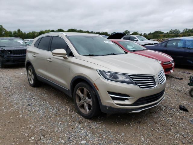 5LMCJ1C93HUL45675 - 2017 LINCOLN MKC PREMIERE GOLD photo 4