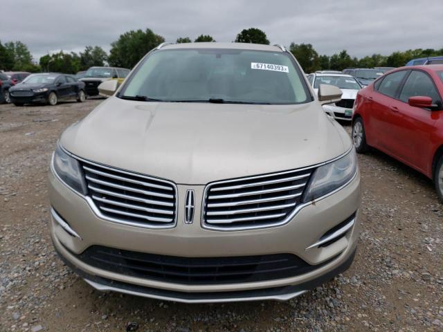 5LMCJ1C93HUL45675 - 2017 LINCOLN MKC PREMIERE GOLD photo 5