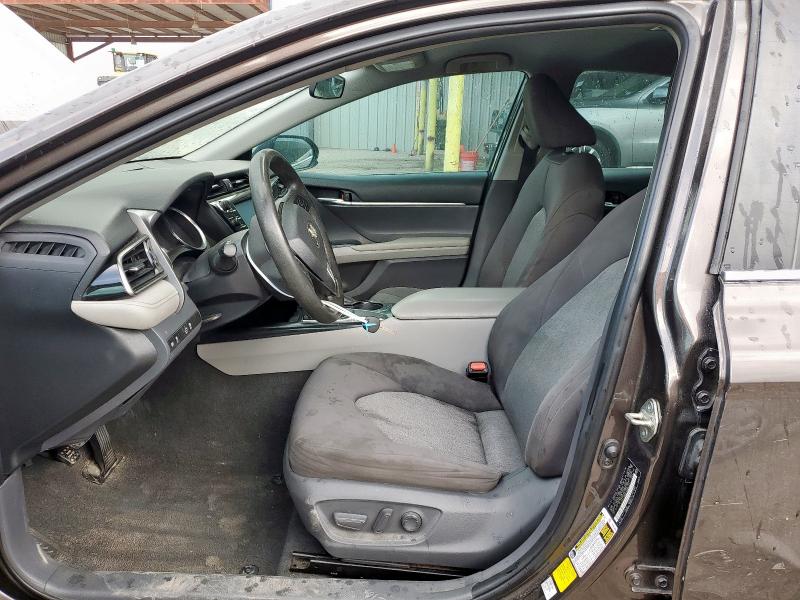 4T1C11AK8LU866120 - 2020 TOYOTA CAMRY LE GRAY photo 7