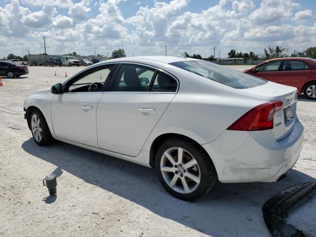 YV126MFK3G2409769 - 2016 VOLVO S60 PREMIER WHITE photo 2