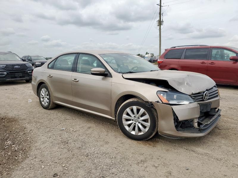 1VWAT7A35FC057232 - 2015 VOLKSWAGEN PASSAT S TAN photo 4