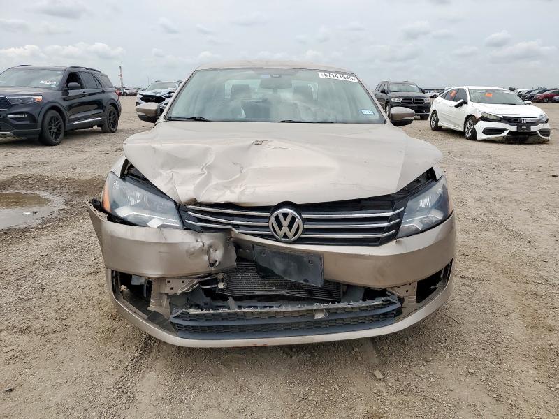 1VWAT7A35FC057232 - 2015 VOLKSWAGEN PASSAT S TAN photo 5