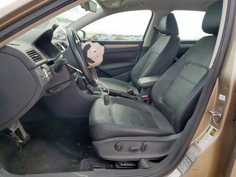 1VWAT7A35FC057232 - 2015 VOLKSWAGEN PASSAT S TAN photo 7