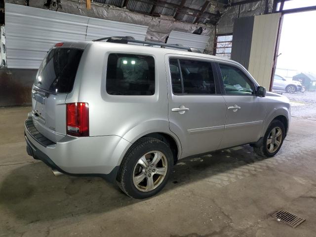 5FNYF4H41DB053314 - 2013 HONDA PILOT EX SILVER photo 3