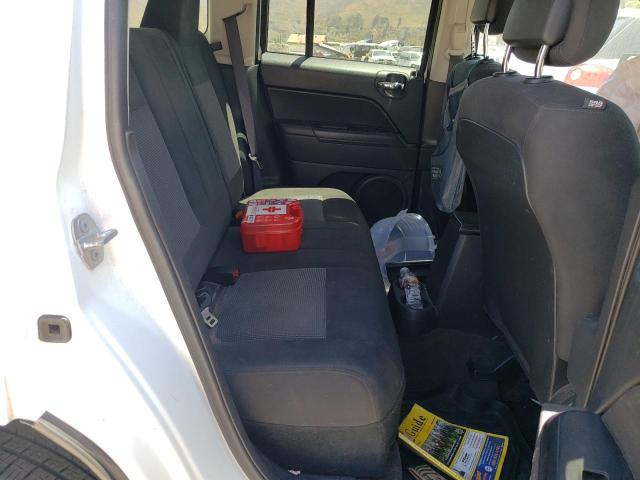 1C4NJRBB5HD141978 - 2017 JEEP PATRIOT SPORT WHITE photo 10