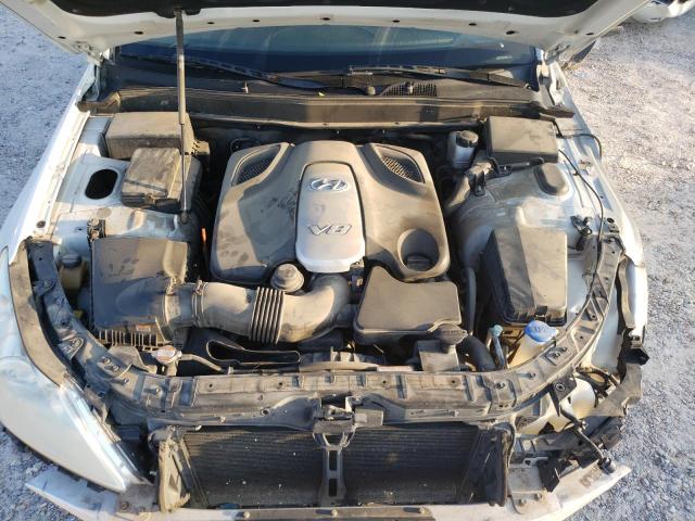 KMHGC46FX9U062208 - 2009 HYUNDAI GENESIS 4.6L WHITE photo 11