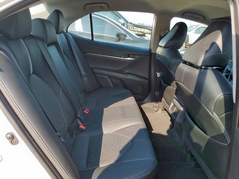 4T1B61HK0JU039731 - 2018 TOYOTA CAMRY XSE თეთრი ფოტო 10