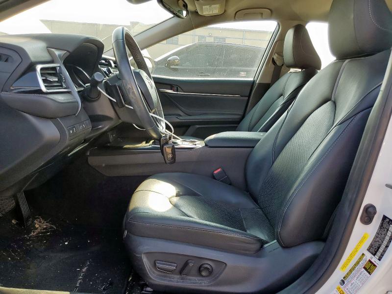 4T1B61HK0JU039731 - 2018 TOYOTA CAMRY XSE თეთრი ფოტო 7