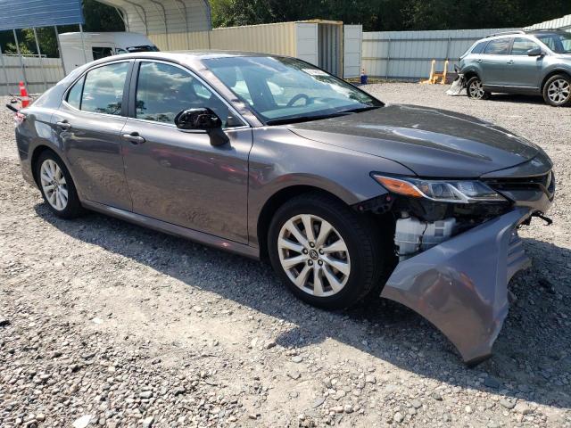 4T1B11HK5JU546106 - 2018 TOYOTA CAMRY L CHARCOAL photo 4