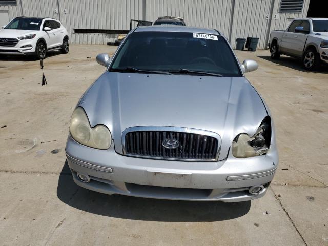 KMHWF35H14A943678 - 2004 HYUNDAI SONATA GLS SILVER photo 5