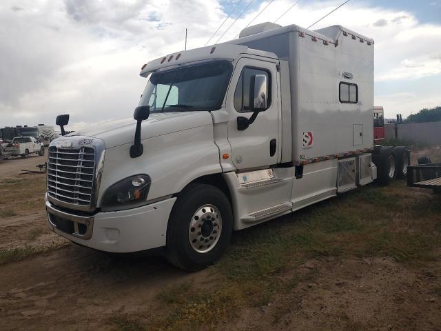 1FUGGED51ELFT9869 - 2014 FREIGHTLINER CASCADIA 1 WHITE photo 2