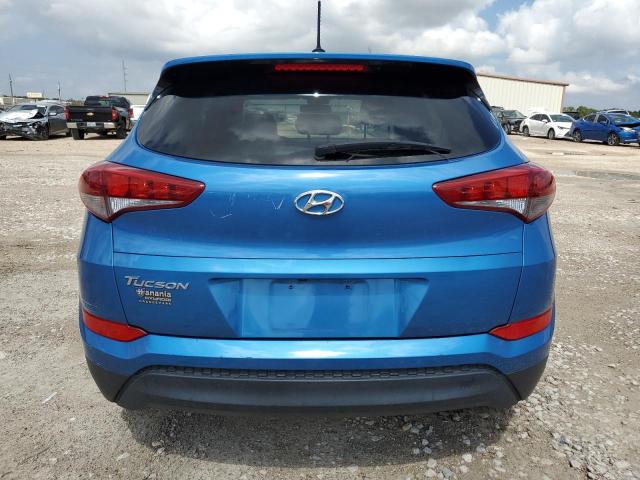 KM8J23A42HU416309 - 2017 HYUNDAI TUCSON SE BLUE photo 6