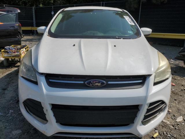 1FMCU9GX5EUE28439 - 2014 FORD ESCAPE SE WHITE photo 5