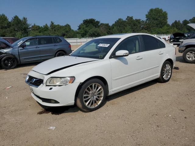 2009 VOLVO S40 2.4I, 