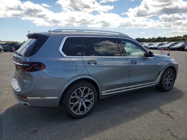 5UX23EM02R9S18763 - 2024 BMW X7 XDRIVE40I GRAY photo 3