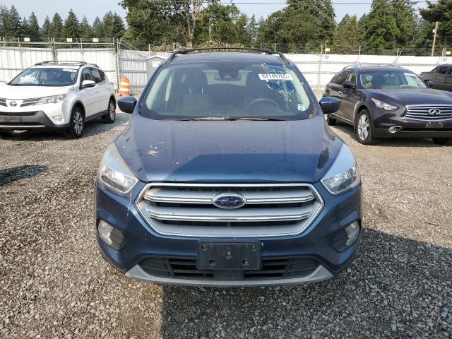 1FMCU0GD9JUB46834 - 2018 FORD ESCAPE SE ლურჯი ფოტო 5