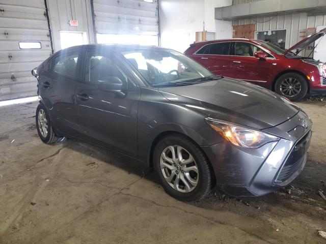 3MYDLBZV8GY133951 - 2016 TOYOTA SCION IA GRAY photo 4