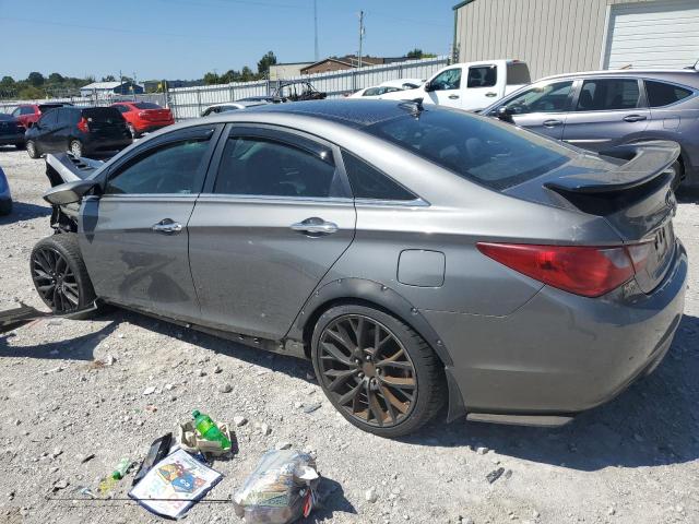 5NPEC4AB0DH591055 - 2013 HYUNDAI SONATA SE GRAY photo 2