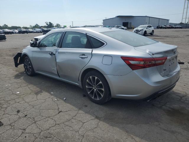 4T1BK1EB5JU285075 - 2018 TOYOTA AVALON XLE SILVER photo 2