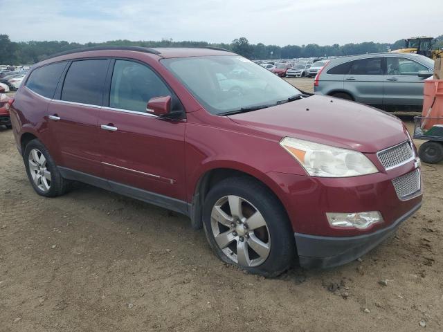 1GNLRHED2AS125432 - 2010 CHEVROLET TRAVERSE LTZ RED photo 4