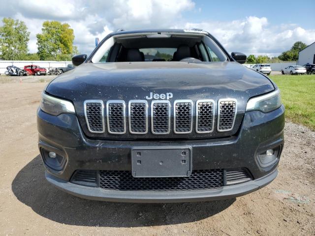 1C4PJMLB8KD138204 - 2019 JEEP CHEROKEE LATITUDE PLUS BLACK photo 5