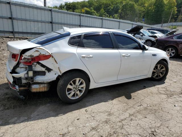 5XXGT4L35JG190526 - 2018 KIA OPTIMA LX WHITE photo 3