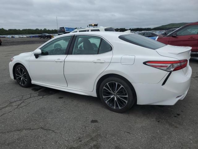 4T1B11HK2KU685899 - 2019 TOYOTA CAMRY L WHITE photo 2