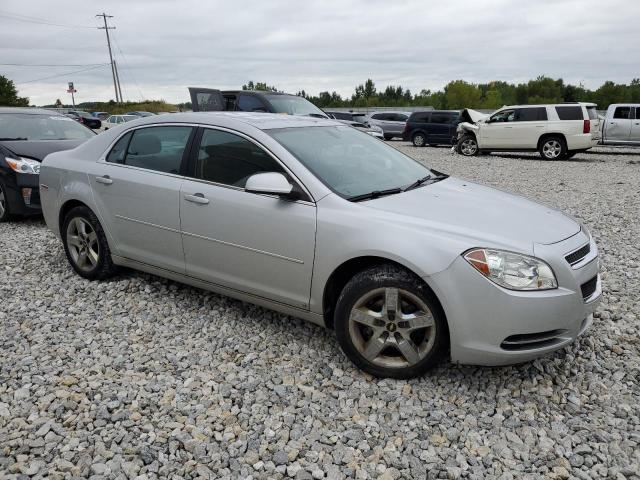 1G1ZH57B89F240582 - 2009 CHEVROLET MALIBU 1LT SILVER photo 4