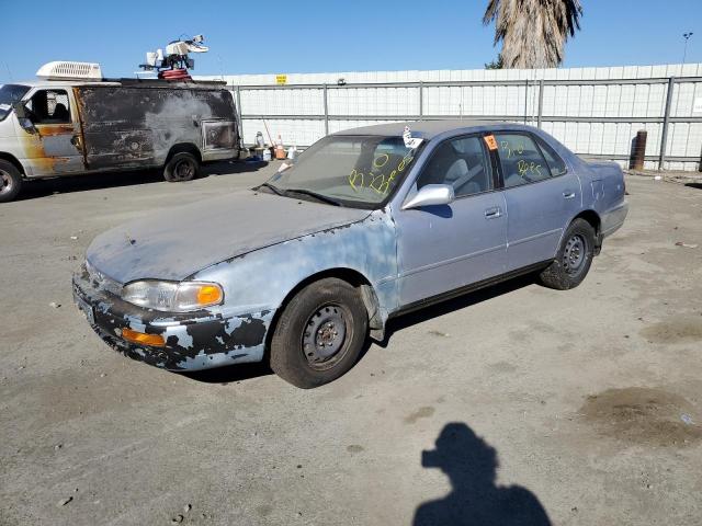 JT2BG12KXT0393706 - 1996 TOYOTA CAMRY DX SILVER photo 1