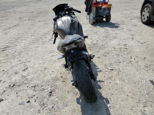 ML5EXER12PDA90214 - 2023 KAWASAKI EX650 R Сұр фото 4