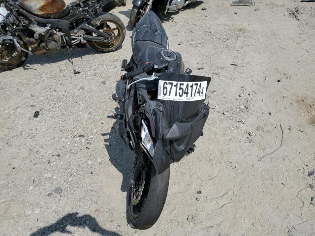 ML5EXER12PDA90214 - 2023 KAWASAKI EX650 R Сұр фото 5