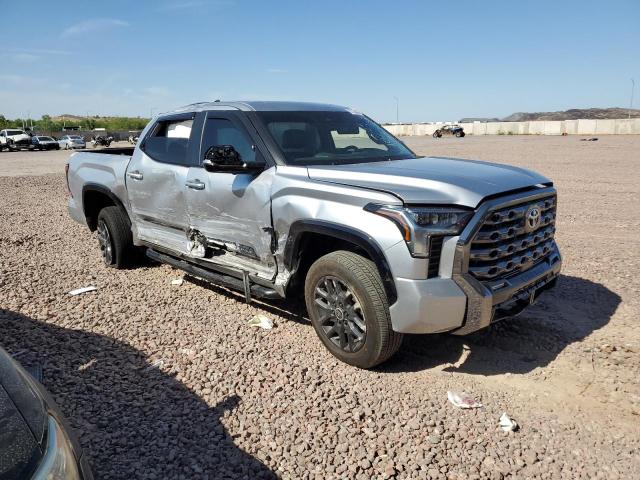 5TFNA5DB6RX169455 - 2024 TOYOTA TUNDRA CREWMAX PLATINUM 灰色 照片 4