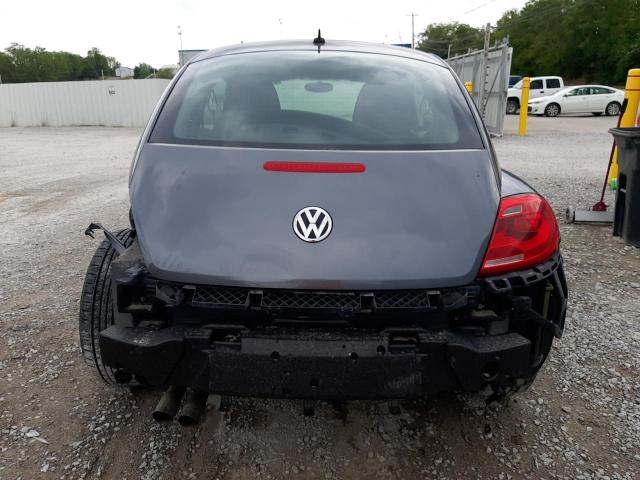 3VWFP7AT5DM644634 - 2013 VOLKSWAGEN BEETLE GRAY photo 6