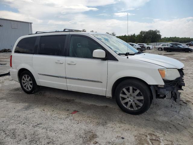 2A4RR8DG3BR676142 - 2011 CHRYSLER TOWN & COU TOURING L WHITE photo 4