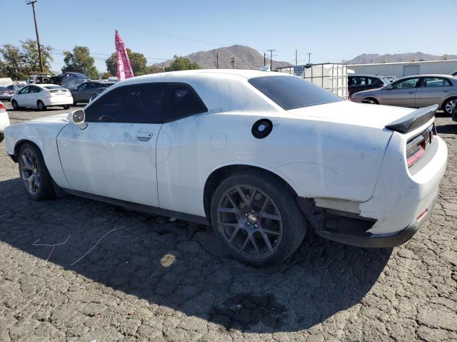 2C3CDZFJ4GH337366 - 2016 DODGE CHALLENGER R/T SCAT PACK WHITE photo 2