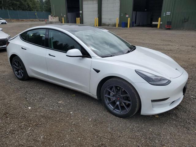 5YJ3E1EBXMF002442 - 2021 TESLA MODEL 3 WHITE photo 4