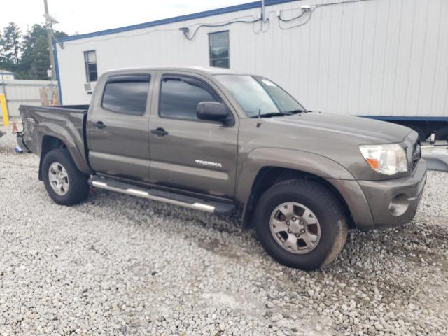 3TMJU4GN8BM118542 - 2011 TOYOTA TACOMA DOUBLE CAB PRERUNNER BROWN photo 4