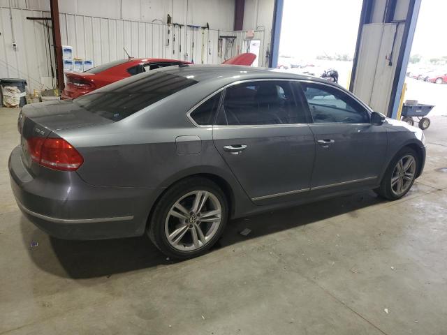 1VWBN7A36DC104540 - 2013 VOLKSWAGEN PASSAT SE GRAY photo 3
