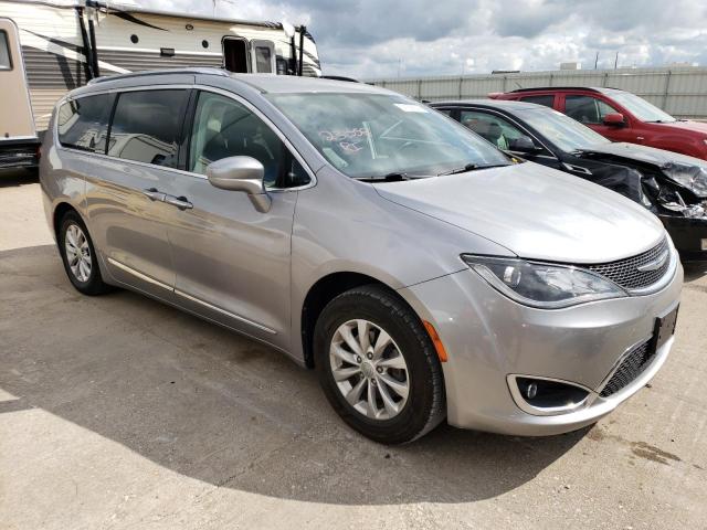 2C4RC1BG4JR142793 - 2018 CHRYSLER PACIFICA TOURING L SILVER photo 4