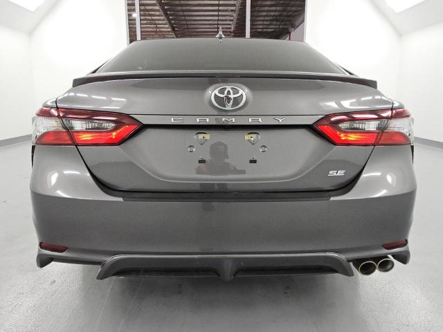 4T1G11AK2PU815462 - 2023 TOYOTA CAMRY SE NIGHT SHADE SILVER photo 6