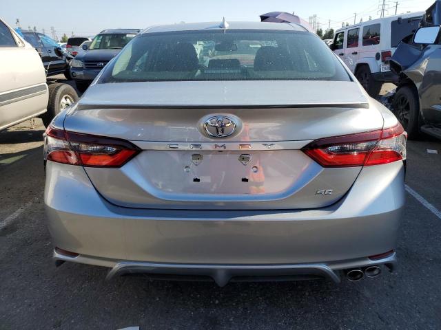 4T1T11AK9PU719410 - 2023 TOYOTA CAMRY SE NIGHT SHADE SILVER photo 6