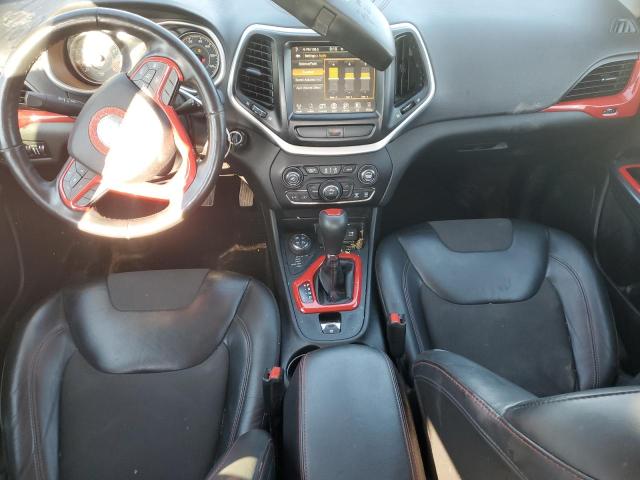 1C4PJMBS8GW192468 - 2016 JEEP CHEROKEE TRAILHAWK WHITE photo 8