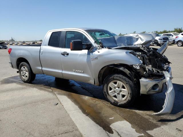 5TFRV54197X006499 - 2007 TOYOTA TUNDRA DOUBLE CAB SR5 SILVER photo 4