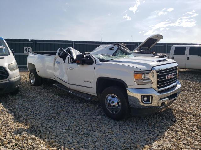 1GT42XCY0JF275713 - 2018 GMC SIERRA K3500 SLT WHITE photo 4