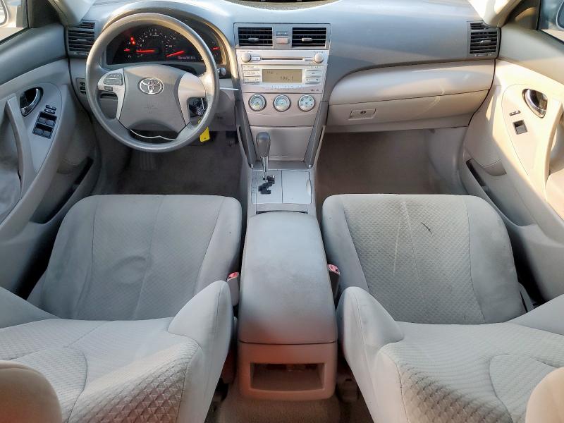 4T4BE46K59R121253 - 2009 TOYOTA CAMRY BASE SILVER photo 8