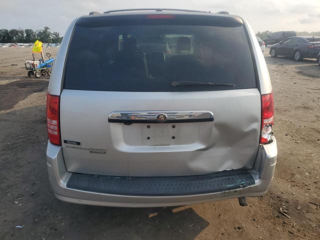 2A8HR54P28R646132 - 2008 CHRYSLER TOWN & COU TOURING ვერცხლისფერი ფოტო 6