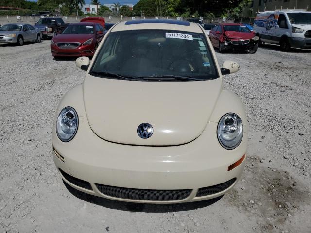 3VWRW3AG6AM021451 - 2010 VOLKSWAGEN NEW BEETLE BEIGE photo 5