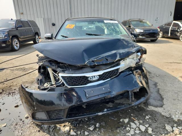 KNAFU4A28C5634067 - 2012 KIA FORTE EX BLACK photo 5