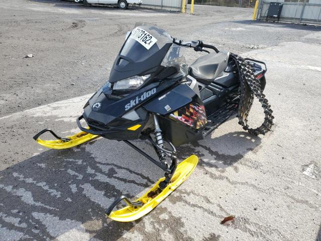 2BPSUDHDXHV000382 - 2017 SKI DOO MXZ BLACK photo 2