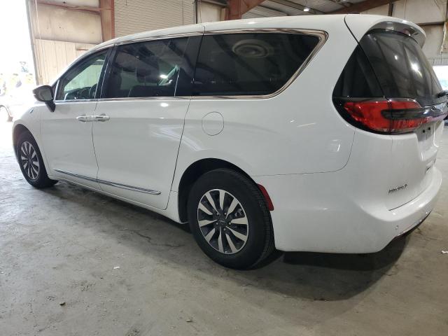 2C4RC1S7XPR558825 - 2023 CHRYSLER PACIFICA HYBRID LIMITED WHITE photo 2